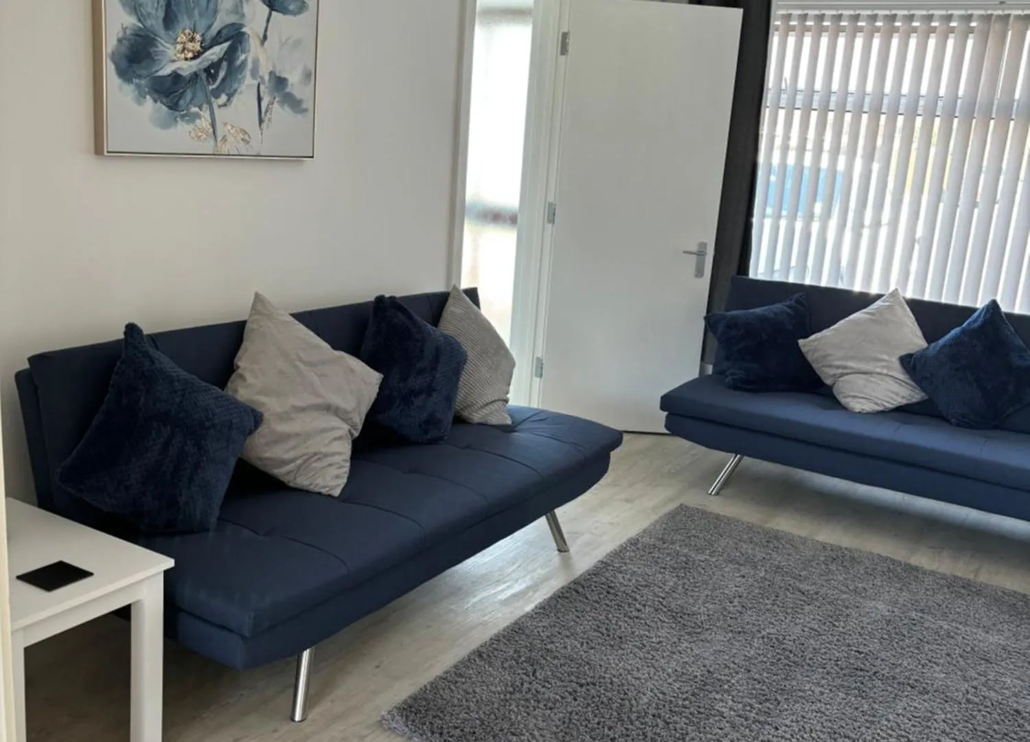 Stylish 3 Bedroom House Whitchurch  Holiday home